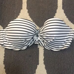 Victoria’s Secret Swim Strapless Bikini